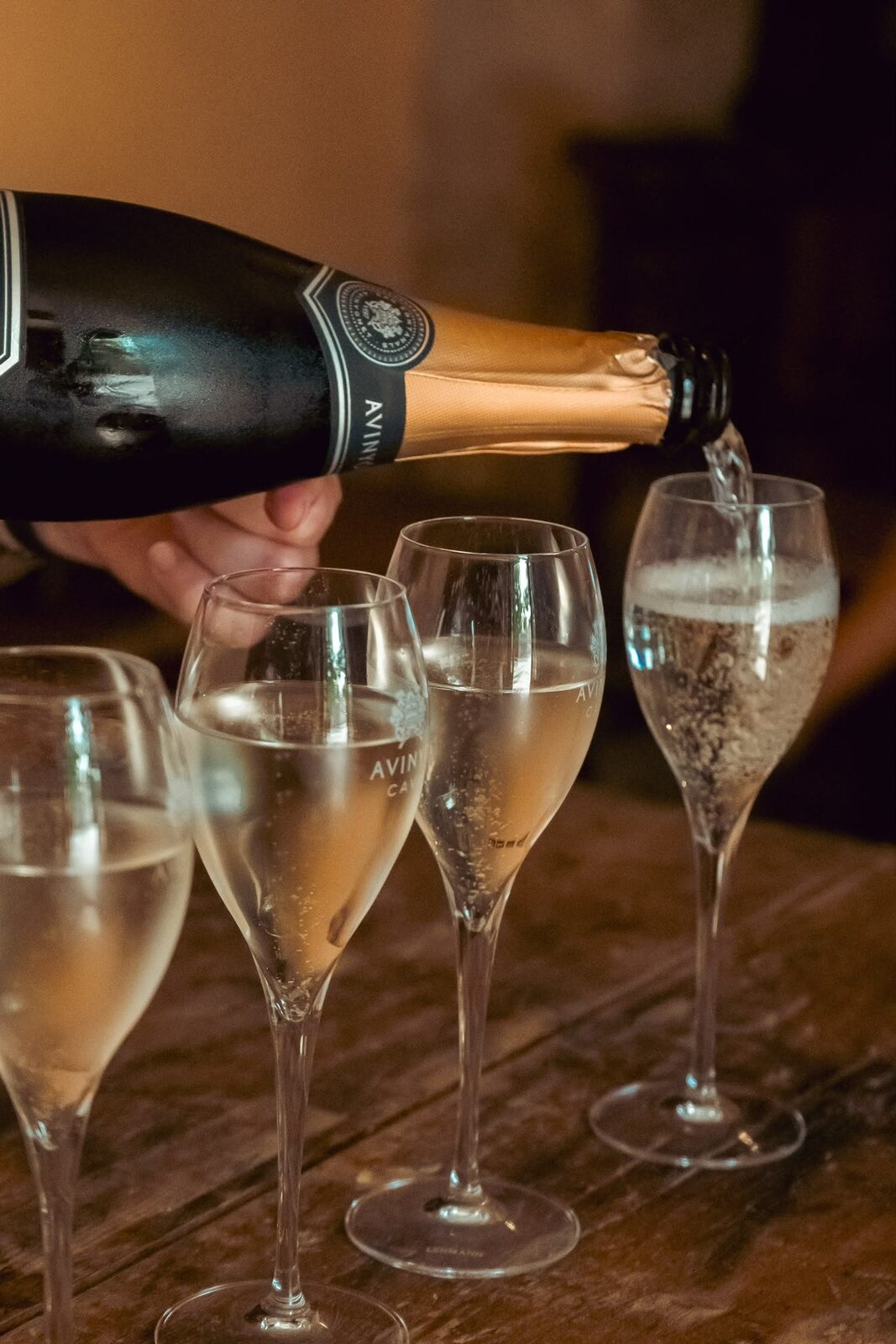 Brindis con cava local